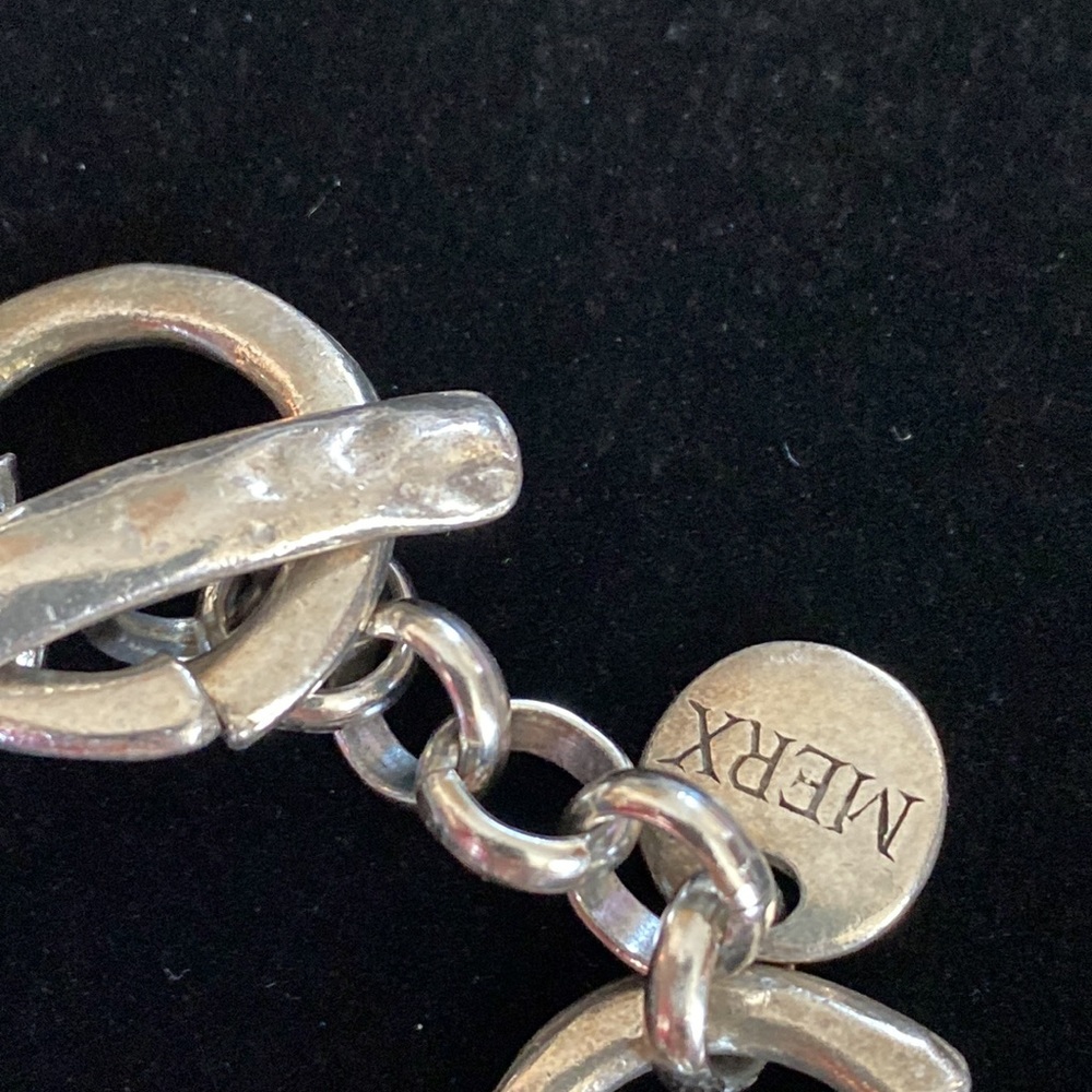 Merx Chainlink Bracelet - Picture 2 of 3